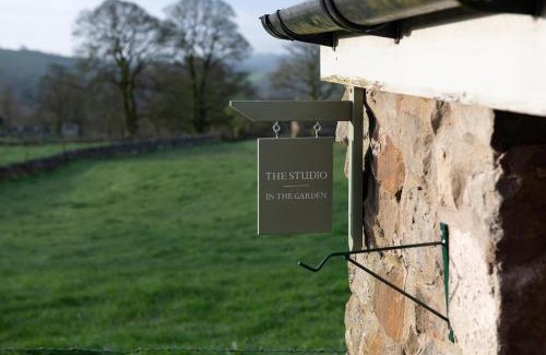Longnor Apartment | The Studio in the Garden by Hillend Cottages