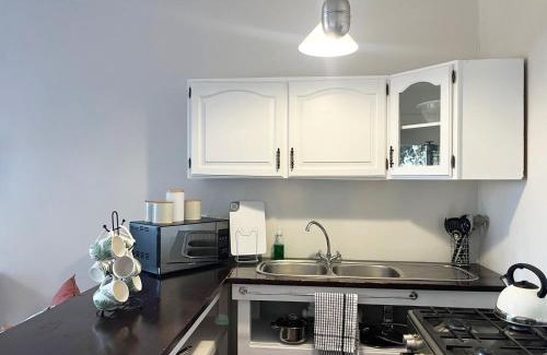 Old Place Apartment | The Studio on Boekenhout