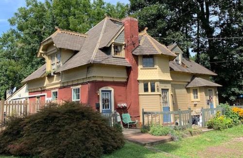 Kennett Square Apartment | The Suite in a historic carriage house