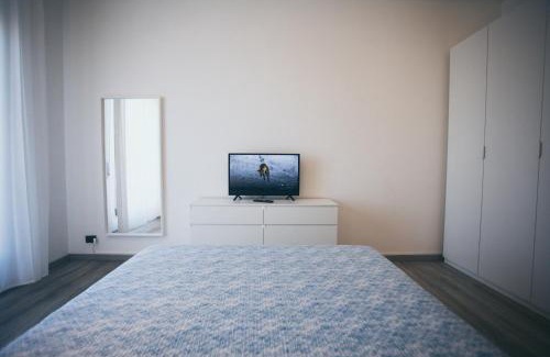 Bruzzano Apartment | The Suite of the North Park 15 minutes from the Duomo