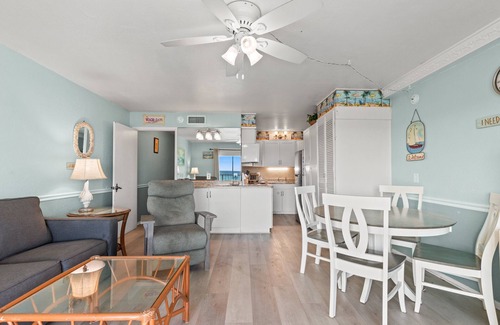 Panama City Beach Condo | The Summit 315 - 1 Bed, 1.5 Baths