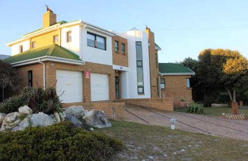 L'Agulhas Bed & Breakfast | The Sun Catcher Bed & Breakfast