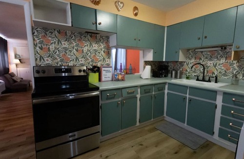 Hastings House | The Sunbeam Retreat