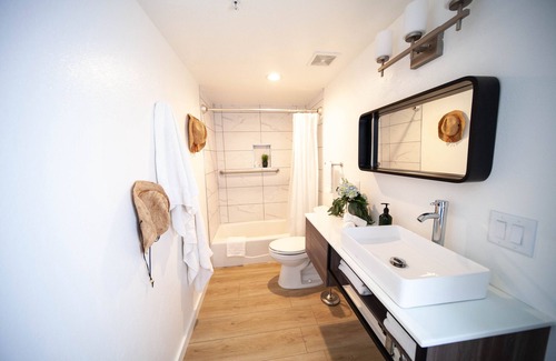 San Clemente Hotel | The Surfbreak Hotel