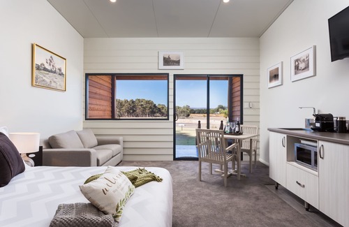 Henley Brook House | The Swan Valley Retreat