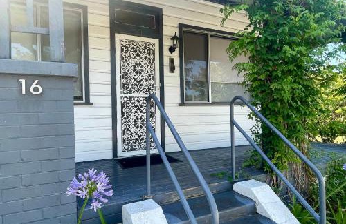 Cessnock House | The Sweet Grapevine Cottage