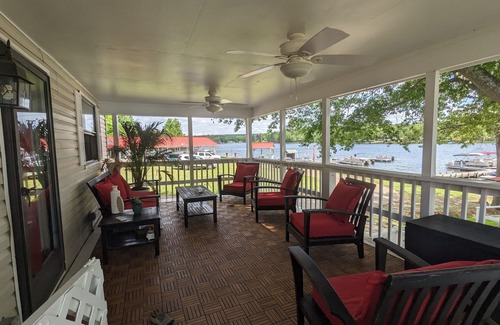 Cross Hill House | The Taj at Lake Greenwood