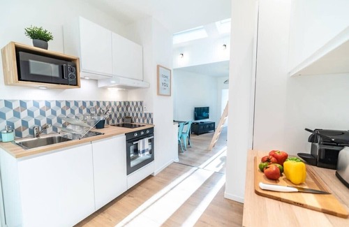Vaise Apartment | The TANNEURS - Charming 6-person apartment - Steps from Valmy Metro