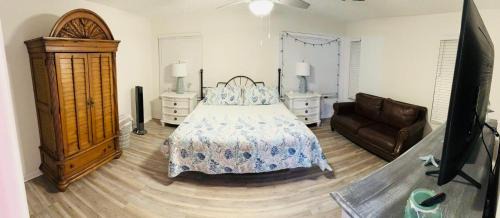 Crystal River House | The Teal Cottage