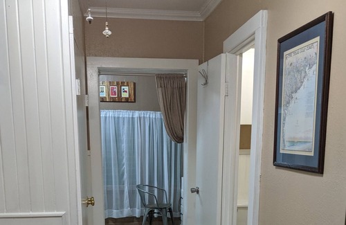 Bacliff Cottage | The Tejas "Texas Cottage"