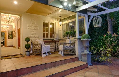 Oamaru Villa | The Terrace