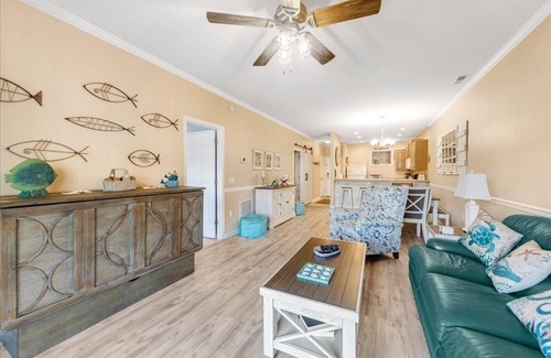 Rehoboth Beach Condo | The Tides, Sandy Bottom cir 2 Bd 2 Bth sleep 6 free WiFi +tv