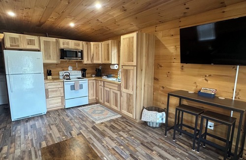 Carbon Hill Cabin | The Tiny Haven