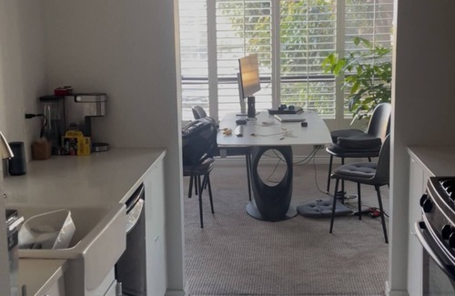 Sawtelle Condo | The Tree House - 2 Bed 2 Bath Light and Breezy with a Balcony West Los Angeles