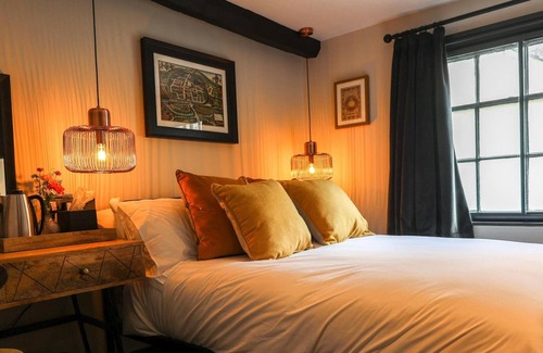 Exeter Hotel | The Turks Head
