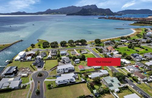 One Tree Point House | The Ultimate Beach House