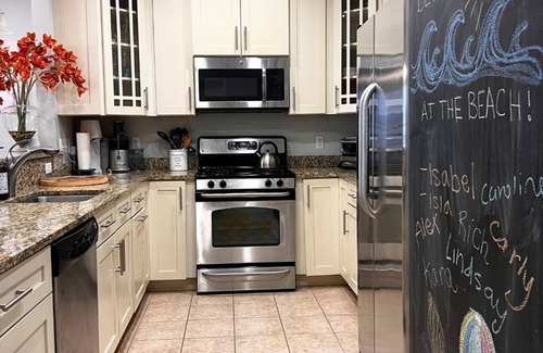 Long Neck Condo | The Ultimate Kid-Friendly 2BR 2BA Condo in The Peninsula!