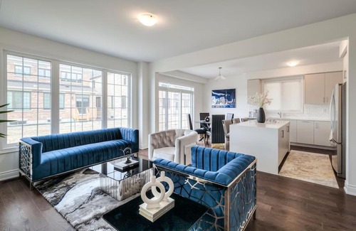 Bradford Apartment | The Ultimate Staycation