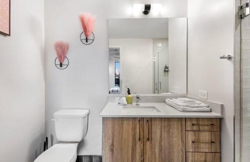 West End Apartment | The Urban Kaleidoscope Downtown Nashville