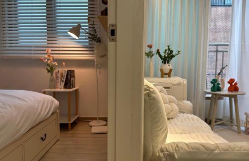 Mangwon-dong Apartment | The Urban Oasis HONGDAE