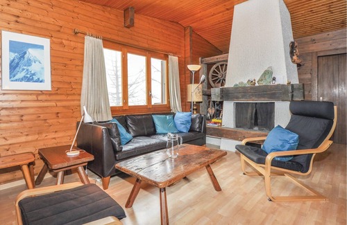 Buerchen House | The vacation home Chalet Audyn in Bürchen was renovated in 2015 and is distributed over two floors o