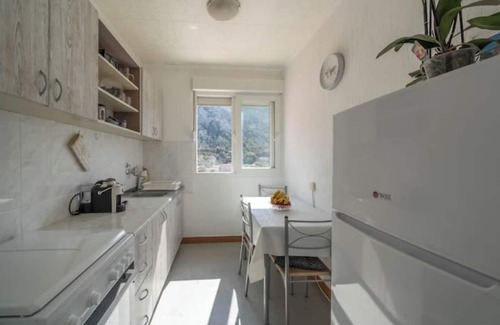 Skaljari House | The view of Kotornn
