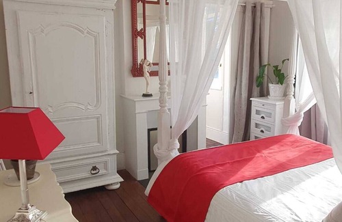 Arcachon Bed & Breakfast | THE VILLA ROXANE OR THE CHARM OF YESTERYEAR