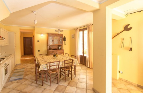 Costa dʼOneglia House | The villa with private pool is ideal for groups