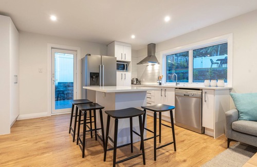 Grey Lynn Villa | The Village Reserve