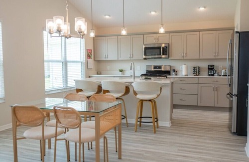 Sumter County House | The Villages Retreat-Free Coffee!