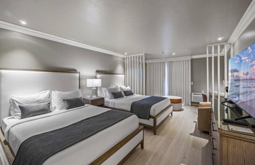 San Clemente Hotel | The Volare, an Ascend Collection Hotel