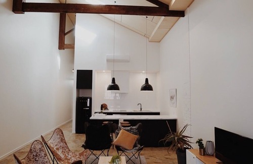 Geelong Apartment | The Warehouse Apt2 - Geelong CBD