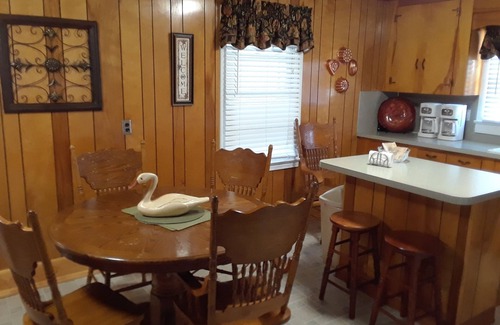 Harbinger House | The Waterfield Place is a lovely 8 person home on 5 acres near the Outer Banks.