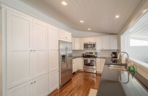 Fairhaven House | The Waterfront Cottage