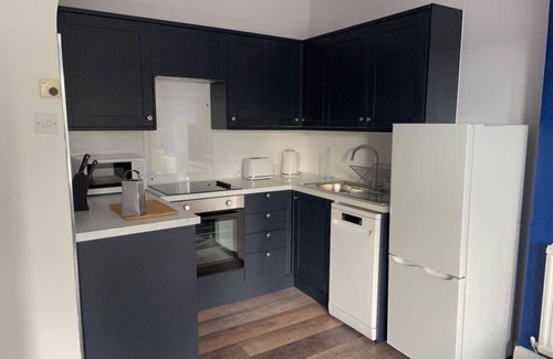 Troon Apartment | The Wee Lion -1 bed newly refurbished first floor flat in Troon