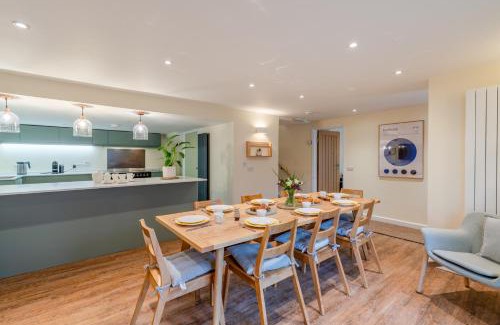 Symonds Yat House | The Weir House