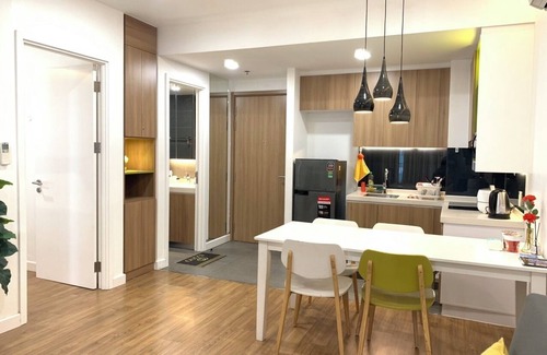 Tan Binh Apartment | The Wellington Homes - Republic Apartment Nearby Airport Free Pool Gym