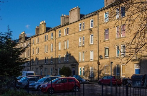 Gorgie Apartment | The Westfield, comfortable 2 bedroom apartment that sleeps 4