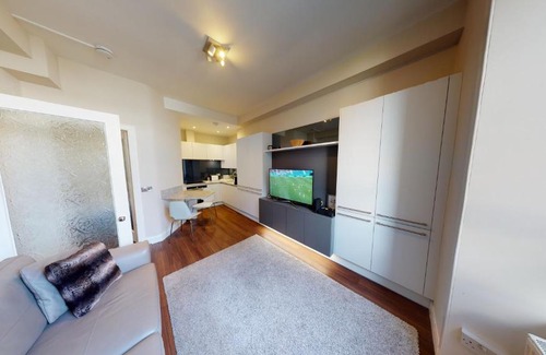 Gorgie Apartment | The Westfield
