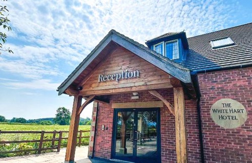 Crich Bed & Breakfast | The White Hart Inn
