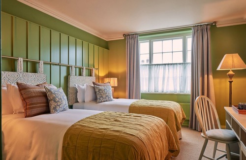 Dorking Hotel | The White Horse