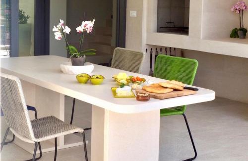 Pucisca Villa | The White House, Brac