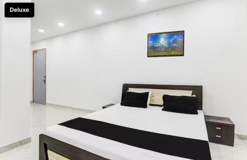Gorakhpur House | The white house guest house