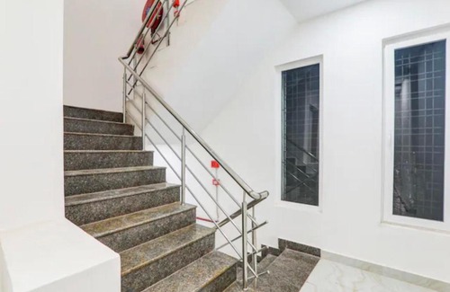 Gorakhpur House | The white house guest house