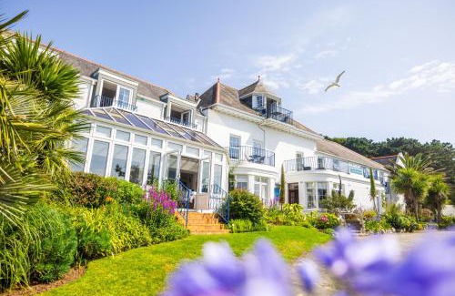 Herm Hotel | The White House Hotel