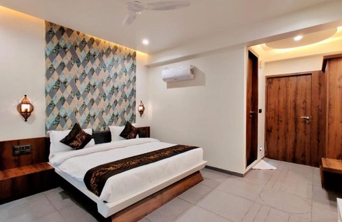 Junagadh Hotel | The White Orchid Hotel in Junagadh