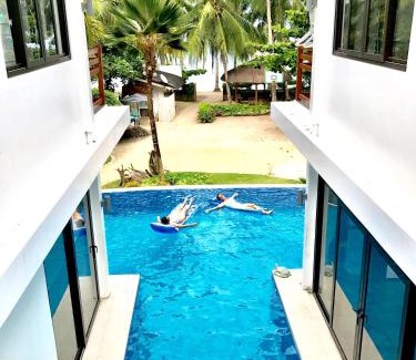 Libaong Villa | The Whitehouse by the Sea