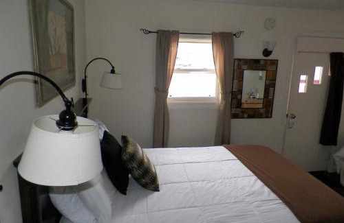 Lincoln Hotel | The Whitetail Inn and Suites- Lincoln