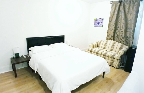 New London Bed & Breakfast | The Williams Center
