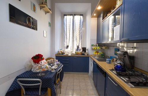 Esquilino Apartment | THE WINDOW IN FRONT